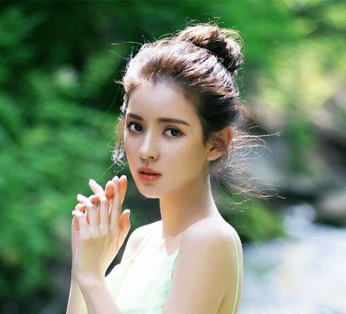 娱乐圈爆料成毅张予曦事件,娱乐圈新恋情曝光引热议